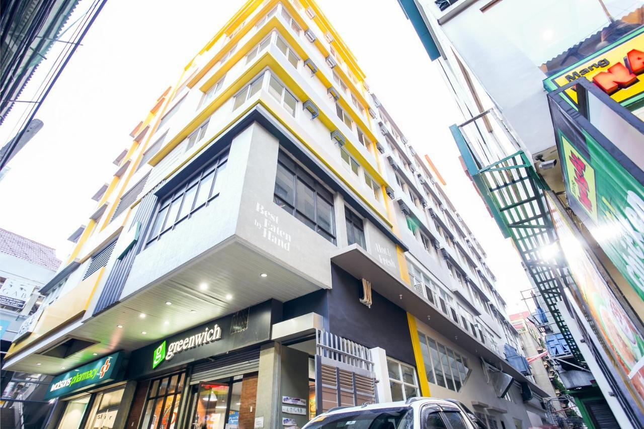 Oyo 505 Jardin Suites Manila Ngoại thất bức ảnh
