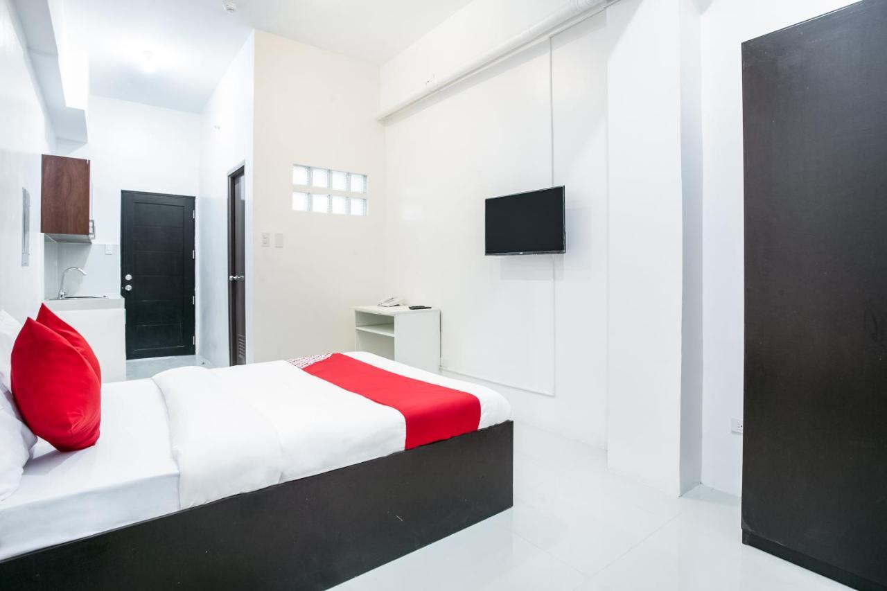 Oyo 505 Jardin Suites Manila Ngoại thất bức ảnh