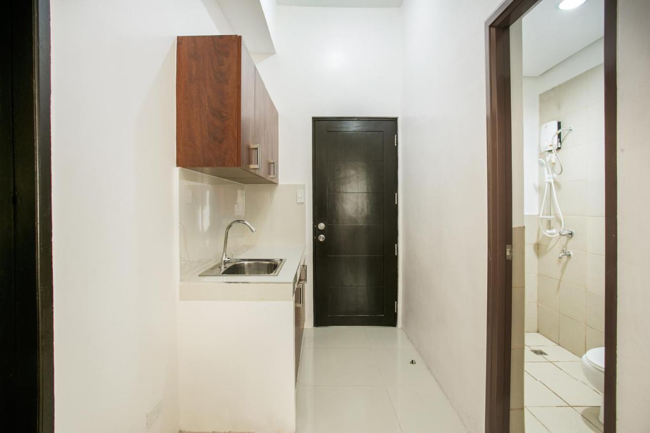 Oyo 505 Jardin Suites Manila Ngoại thất bức ảnh